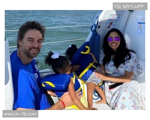 大加索尔迎来女儿诞生感恩生活赐予我们新的幸福小天使